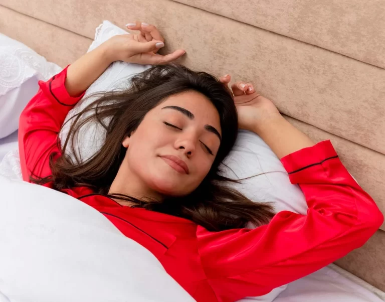 Guide to Blissful Sleep in Ayurveda: Balancing Restoring and Rejuvenation